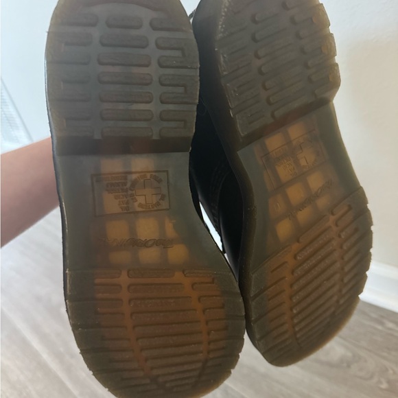 Dr Martens 1460 Women’s Smooth Leather Lace Up Boots size 8 - Picture 4 of 5